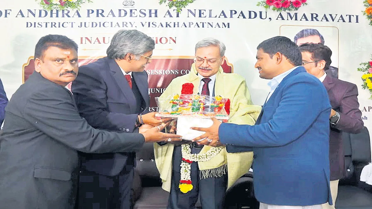 అదనపు కోర్టులతో సత్వర న్యాయం