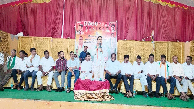 అర్హత కలిగిన ఓటరును గుర్తించాలి