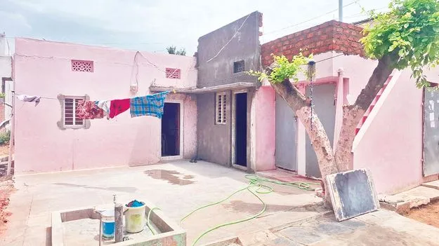    పాటల ఫిరంగి 