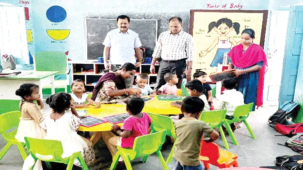 ప్రభుత్వ పాఠశాలల్లో విద్యాప్రమాణాలు పెంచాలి