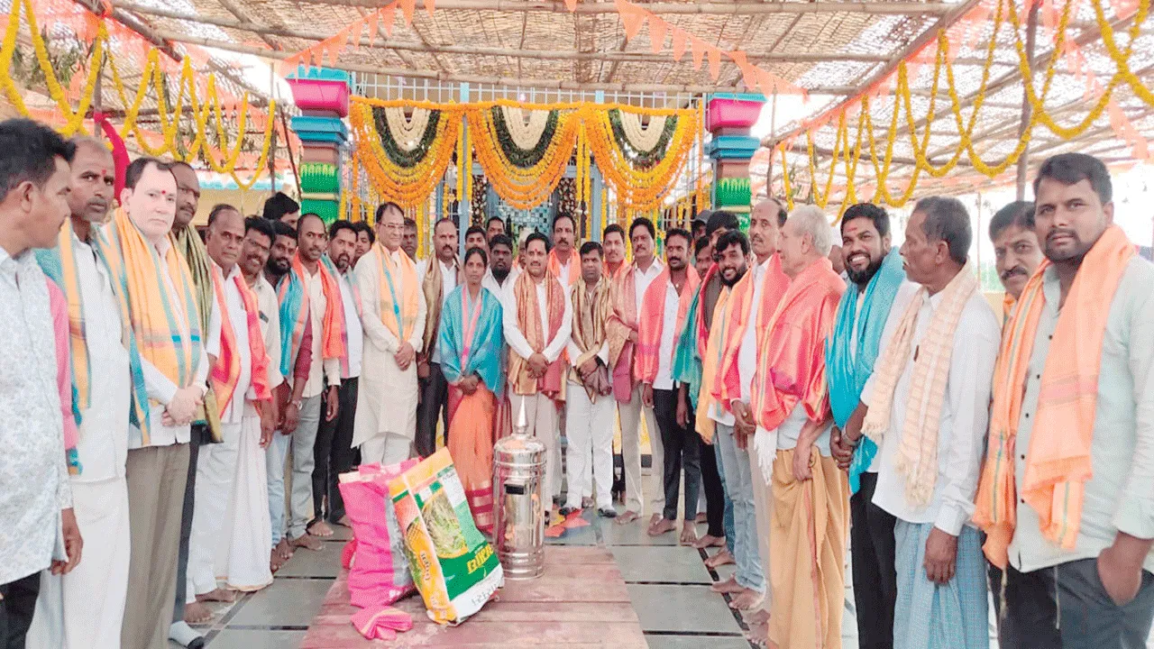భక్తితోనే మానవ జన్మకు సార్థకత
