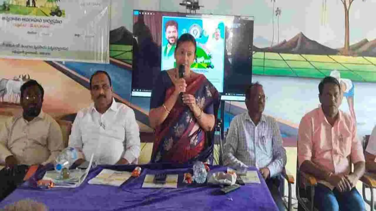 Karimnagar:  రైతులు నాణ్యమైన విత్తనాలు కొనుగోలు చేయాలి