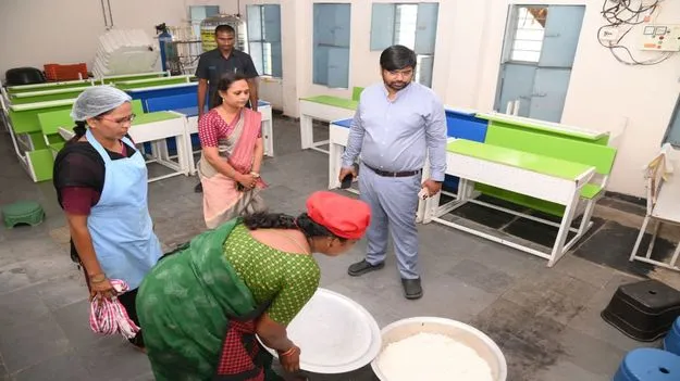  Mancherial: విద్యార్థులకు నాణ్యమైన భోజనం అందించాలి 