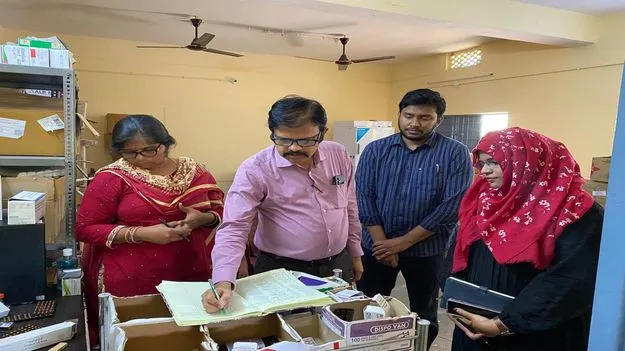 Karimnagar:   వడదెబ్బపై అవగాహన కల్పించాలి