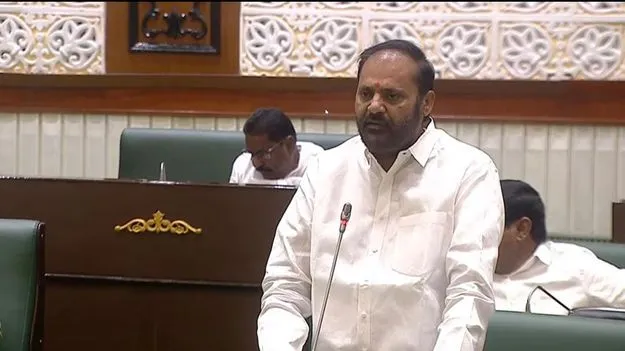 Peddapalli:  ఉపాధికోసం ట్రాక్టర్లు వినియోగిస్తున్న వారికి ఇందిరమ్మ బిల్లులు ఇవ్వాలి