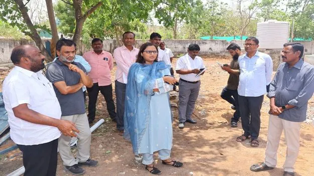  Karimnagar:  పాఠశాల ప్రారంభానికి ముందే అన్ని సౌకర్యాలు కల్పించాలి