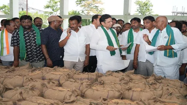 Peddapalli:  పండించిన ప్రతి గింజను కొంటాం