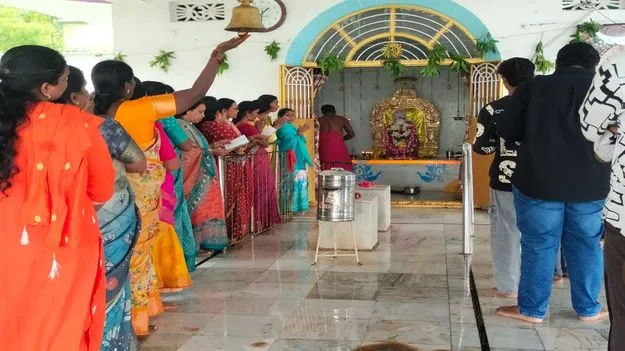 Peddapalli:  ఘనంగా గురుపౌర్ణమి వేడుకలు
