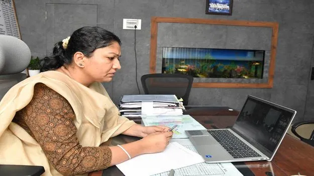 Karimnagar:  జిల్లా యంత్రాంగం అప్రమత్తంగా ఉండాలి