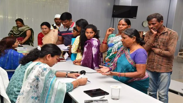  Karimnagar: ధాన్యం కొనుగోళ్లను వేగవంతం చేయాలి 