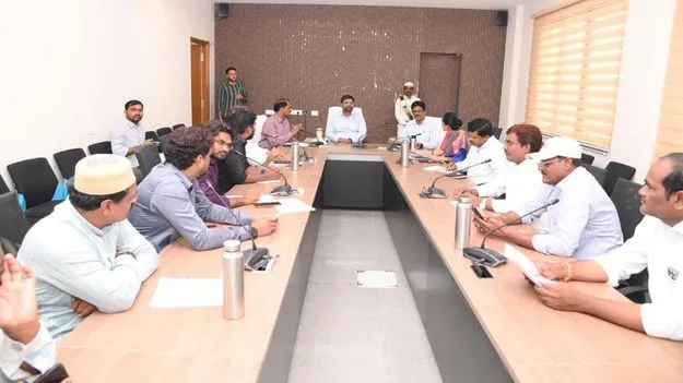 Mancherial:   డిజిటలైజేషన్‌ ప్రక్రియను వేగవంతం చేయాలి 