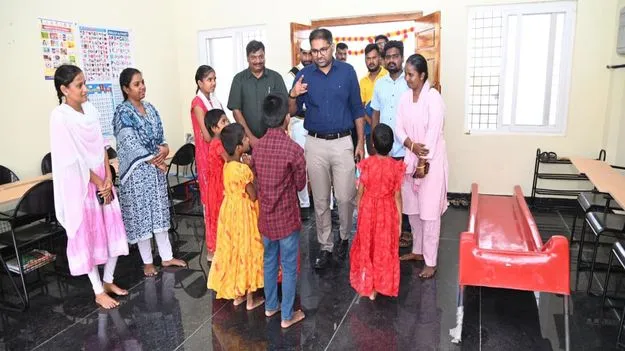 Peddapalli: ఉద్యోగులు జవాబుదారీతనంతో పనిచేయాలి