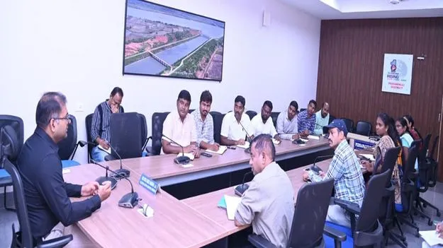 Peddapalli:   నాణ్యమైన ధాన్యాన్ని వెంటనే లోడింగ్‌ చేయాలి