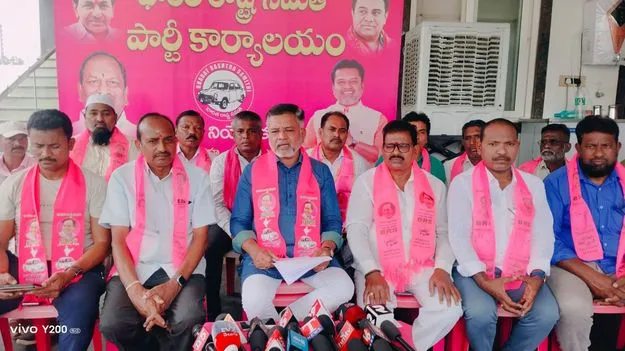  Peddapalli: ఆకలి రాష్ట్రంగా మారుస్తున్న సీఎం రేవంత్‌రెడ్డి