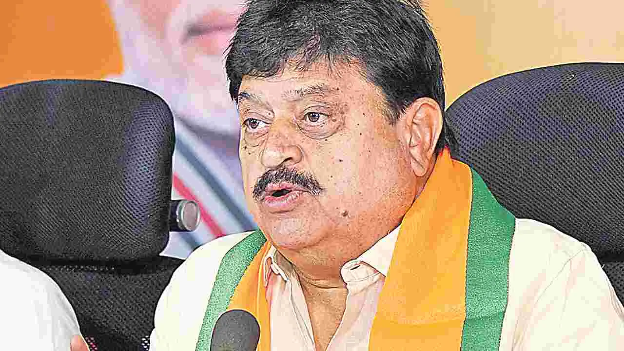 ప్రైవేటు స్కూళ్లు ఎందుకు పెరిగాయ్‌.. రేవంత్‌?