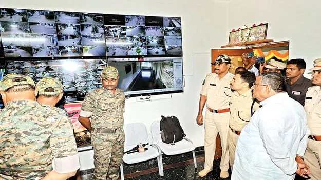 ప్రజల రక్షణకు పటిష్ట భద్రత 