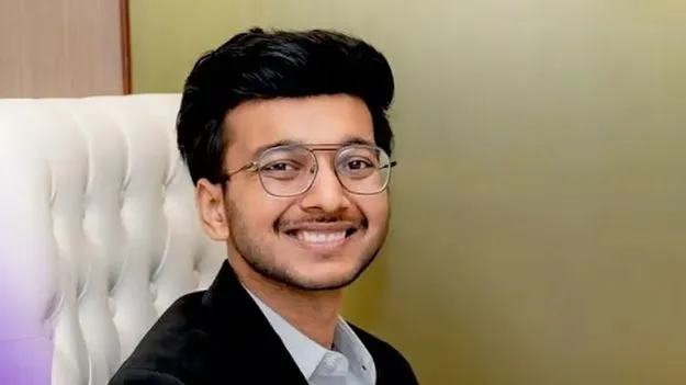 కేతన్‌కు బట్టతల.. విగ్గు పెట్టుకునే వాడు!
