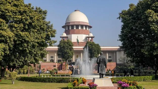 వందేమాతరం పాడడం తప్పనిసరేం కాదు!