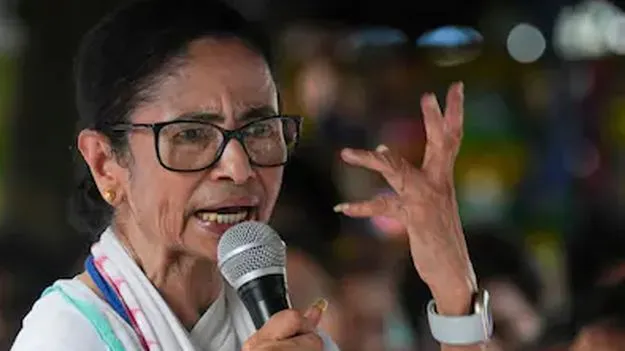 టీఎంసీకి ఎంపీలు బైబై?