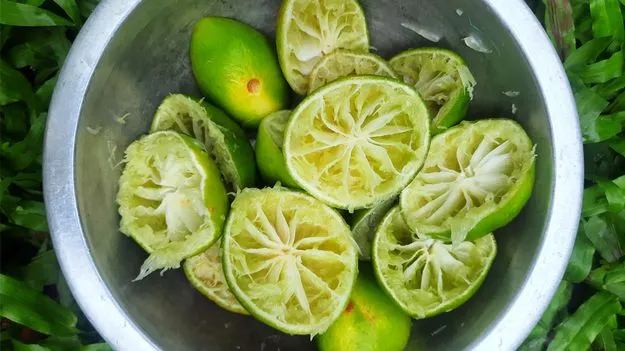 నిమ్మతొక్కలతో నిగారించేలా