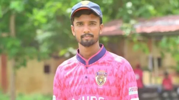 విరాట్‌ వికెట్‌ తీశాక..  కాళ్లు పట్టుకుంటా!