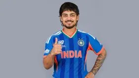 అభిషేక్‌ను దాటేసి.. నెం.1కు ఇషాన్‌