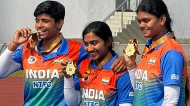 ఆర్చరీ ఫైనల్లో చికిత బృందం