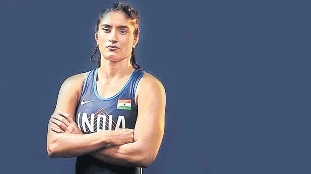  వినేశ్‌కు ఐటీఏ నోటీసులు