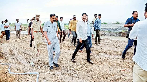 సమన్వయంతో పని చేయాలి 