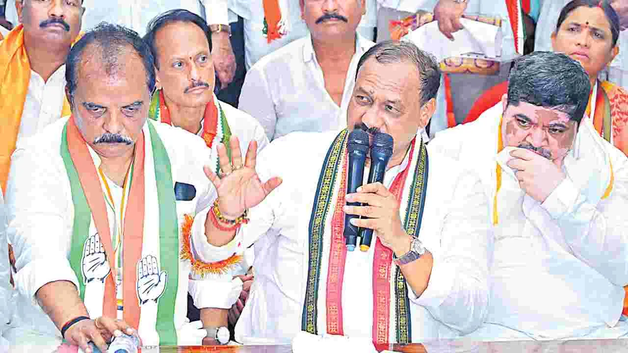 ముందు మోదీ అపాయింట్‌మెంట్‌ ఇప్పించండి