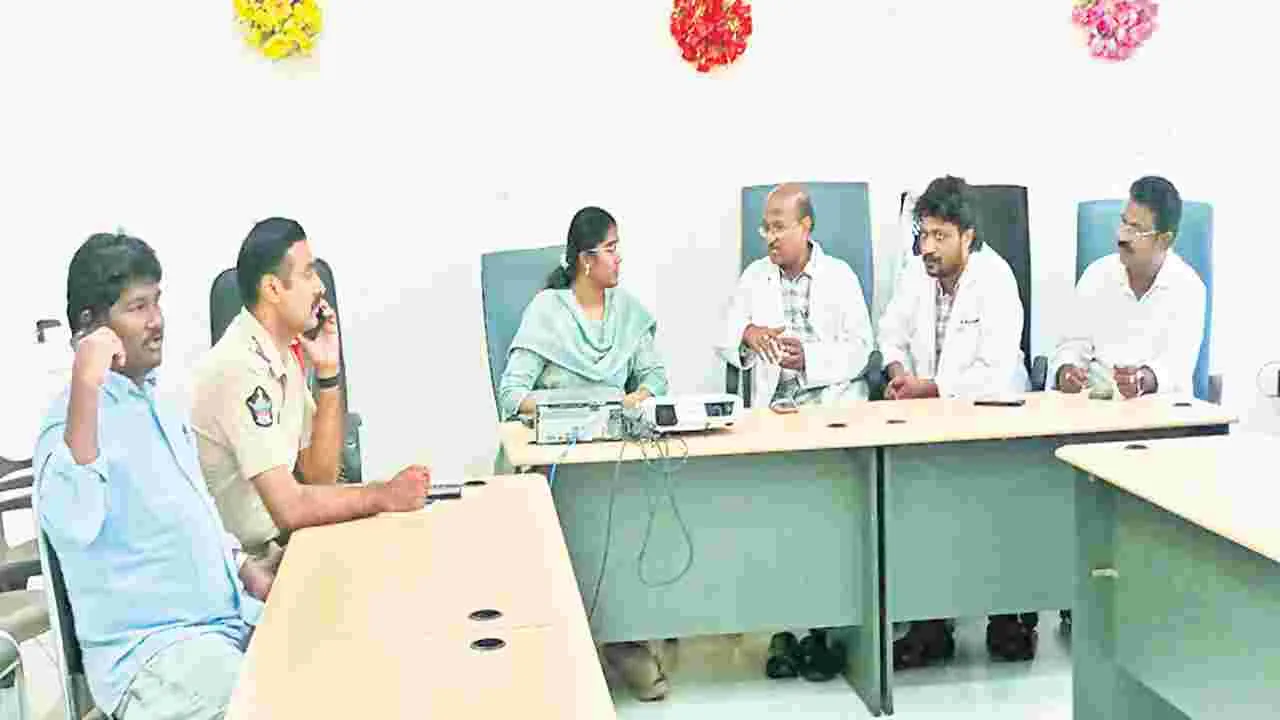 పసికందు మృతి ఘటనపై ఆర్డీవో విచారణ