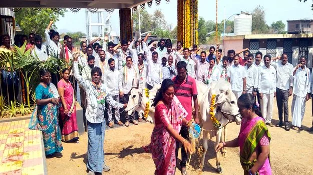 సీహెచ్‌సీ భవనం పేరు విషయంలో ముదిరిన వివాదం