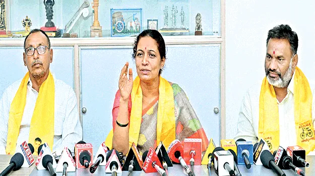 జగనకు మతి భ్రమించింది  