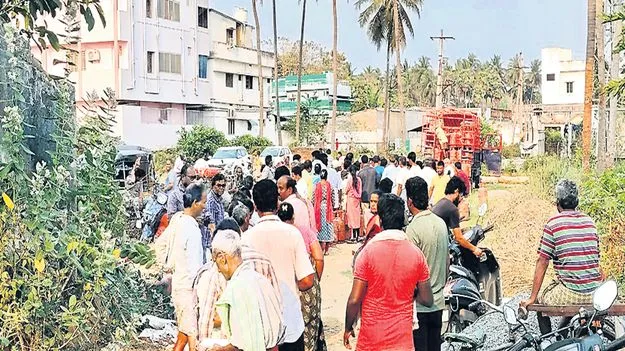 గ్యాస్‌ కోసం పడిగాపులు