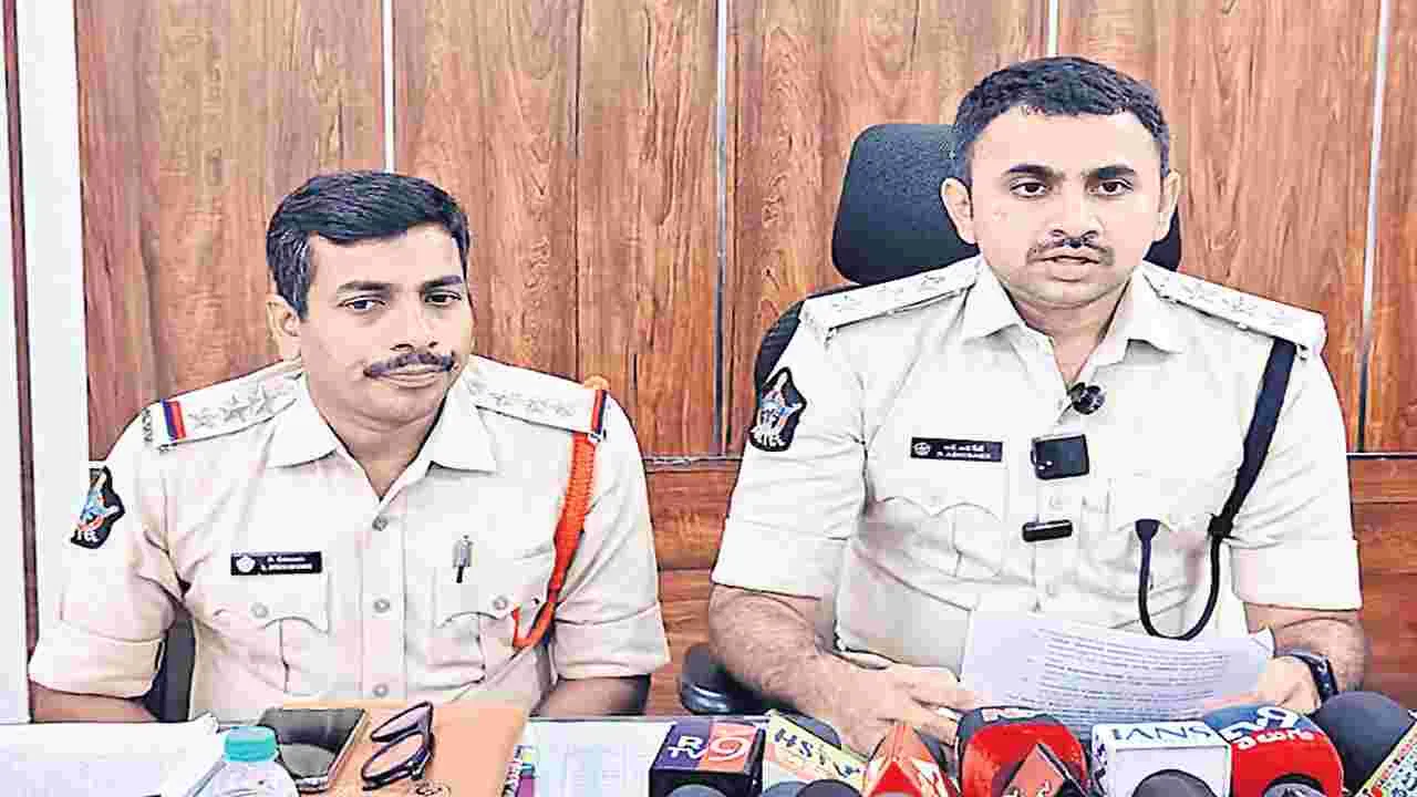 గంజాయి వ్యాపారి ఆస్తులు ఫ్రీజ్‌