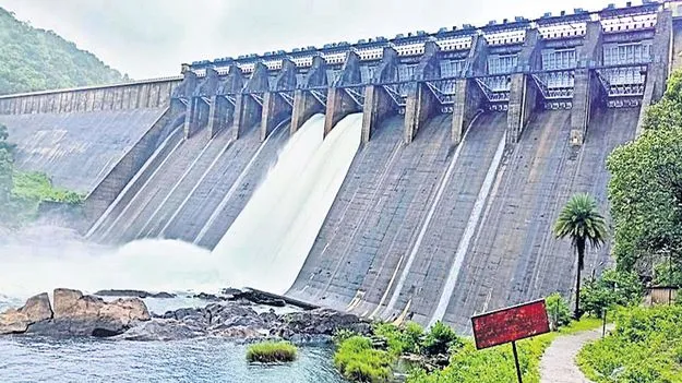 డొంకరాయి జలాశయం నుంచి 3 వేల క్యూసెక్కులు విడుదల