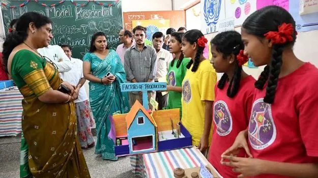 kumaram bheem asifabad-  గురుకుల పాఠశాల అభివృద్ధికి చర్యలు 