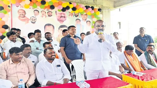 అభివృద్ధికి అహర్నిశలు కృషి 
