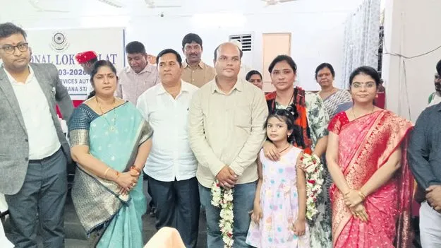 రాజీ మార్గమే రాజ మార్గం