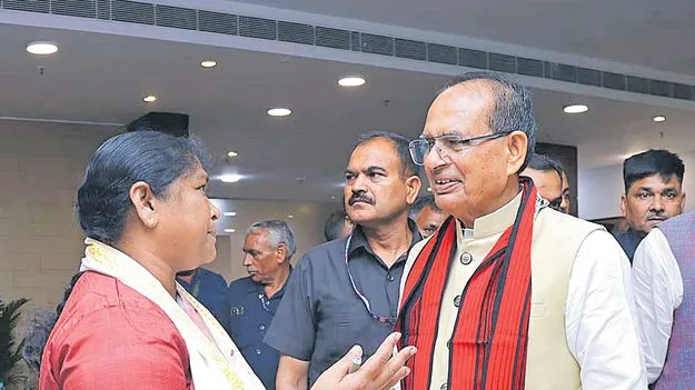 వీబీజీ రామ్‌జీ చట్టాన్ని ఉపసంహరించాలి