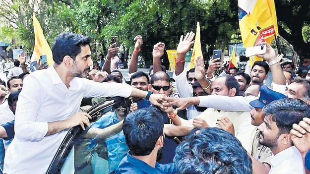 యువత సవాళ్లను స్వీకరించాలి