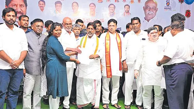 దోచుకునే వాళ్లం మేం కాదు