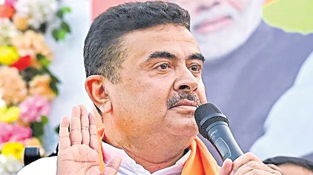 విచారణ లేకుండా ఏడాది జైలు!