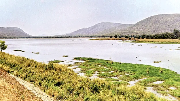 అడుగంటిన తుండ్లవాగు రిజర్వాయర్‌