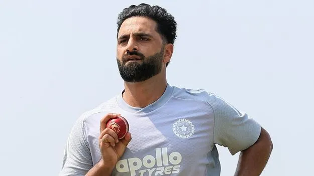అకీబ్‌ నబీకి ‘తొలి’ పిలుపు