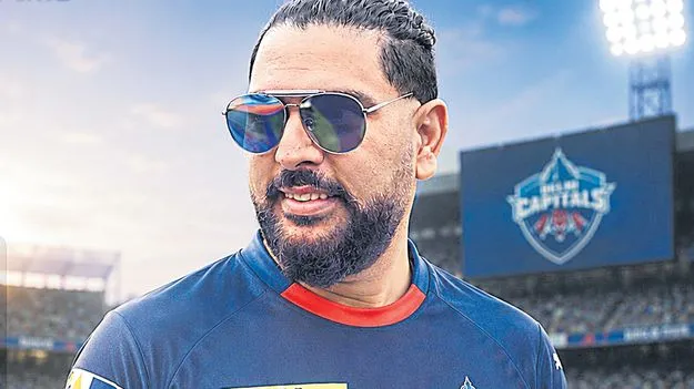 ఢిల్లీ క్యాపిటల్స్‌ కోచ్‌గా యువీ!