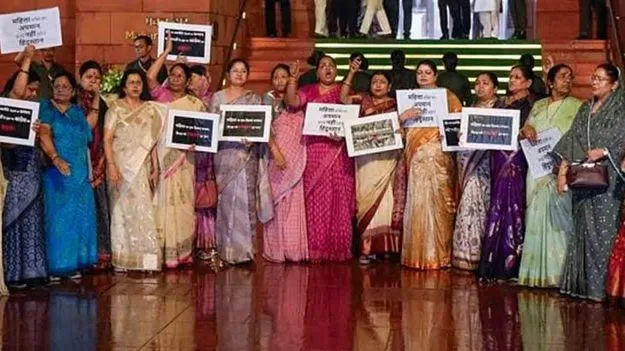 మూడు దశాబ్దాలుగా ఎదురుచూపులే!