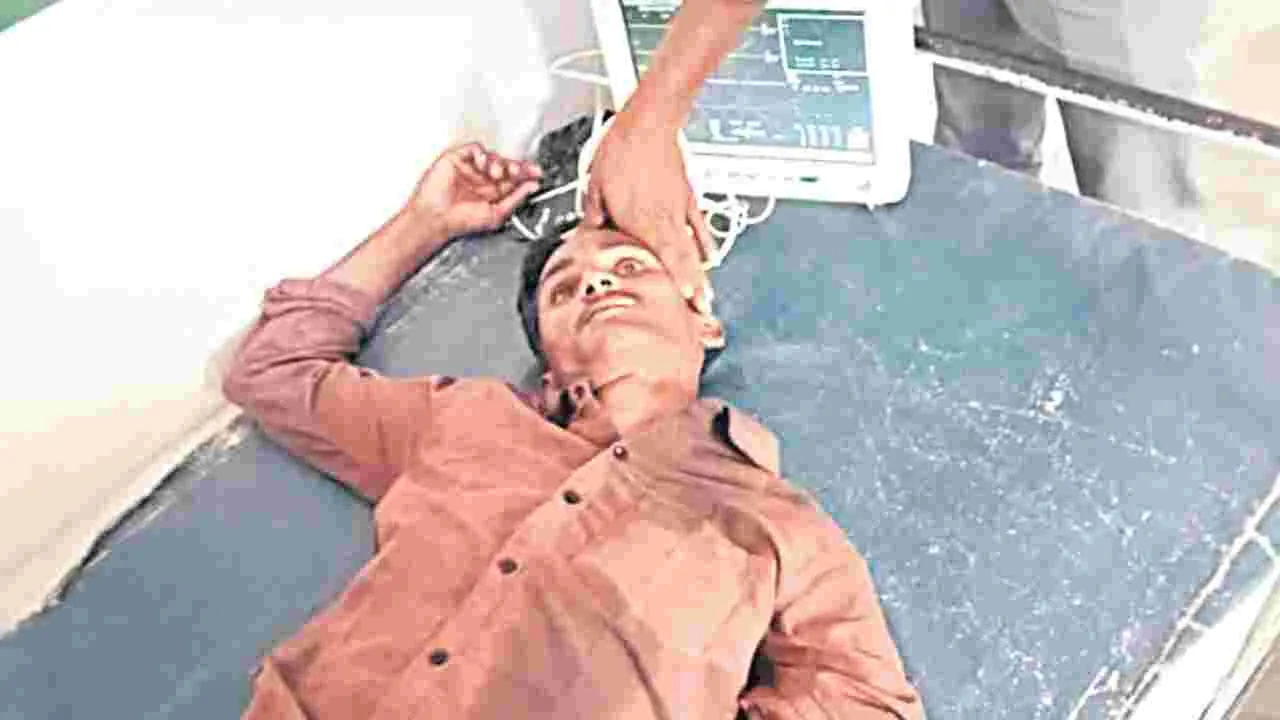 జైలు గోడ దూకి పారిపోయిన రిమాండ్‌ ఖైదీ