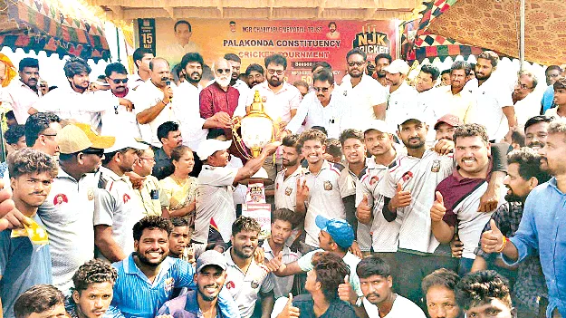 క్రికెట్‌ టోర్నీ విజేత ‘సీతంపేట’
