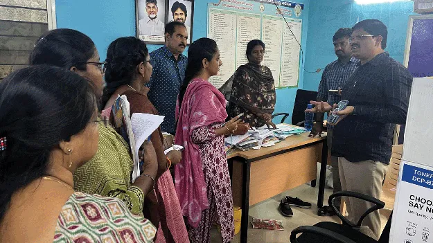   డిజిటలైజేషన్‌లో జిల్లా వెనుకంజ